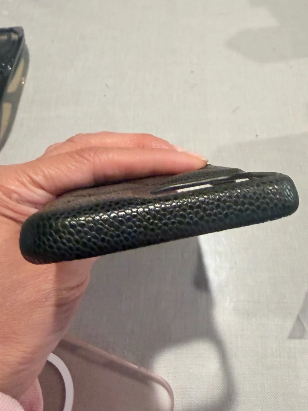 13 pro max CHANEL Black Quilted Caviar Leather Card Holder with Gold CC